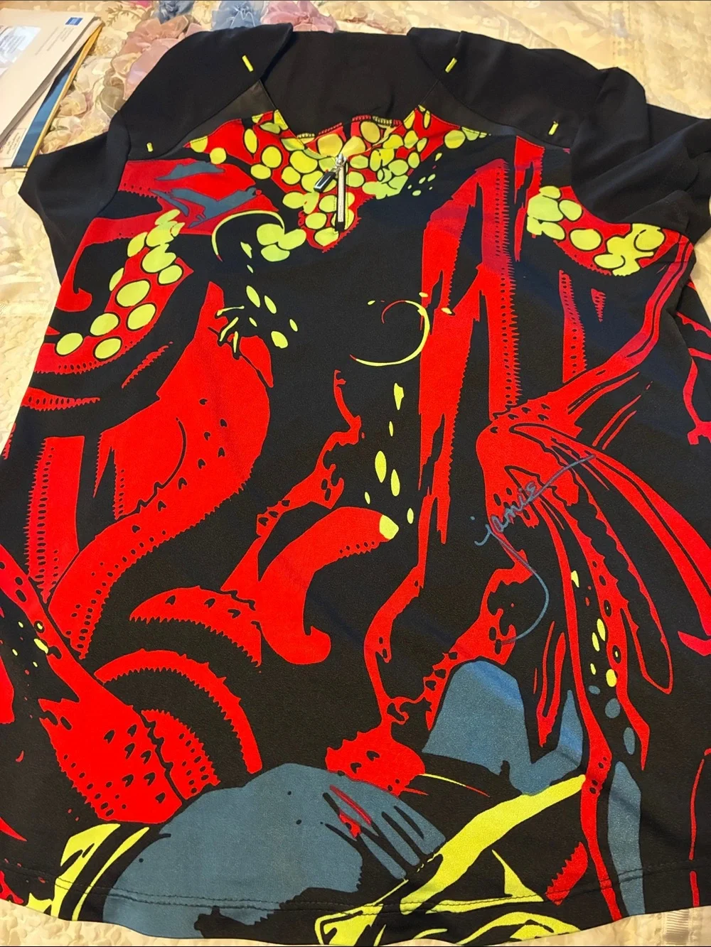 Jamie Sadock Black Golf Top with Red and Neon Yellow Abstract Print Golf, Size S - Picture 8 of 11